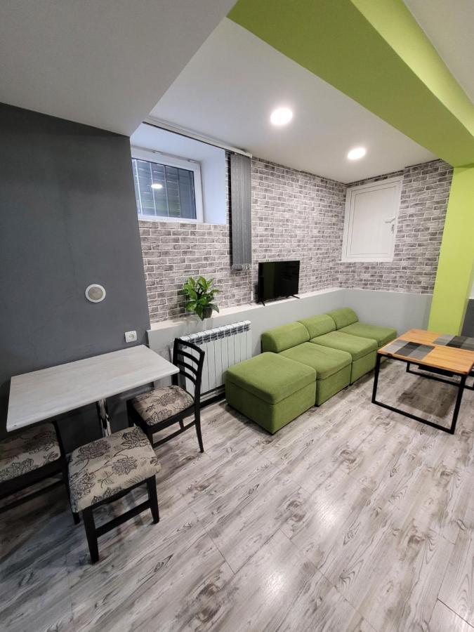 Дом 33 Возле Клиники Астхик Villa Yerevan Bagian luar foto