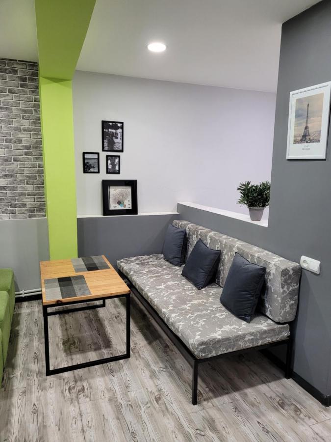 Дом 33 Возле Клиники Астхик Villa Yerevan Bagian luar foto