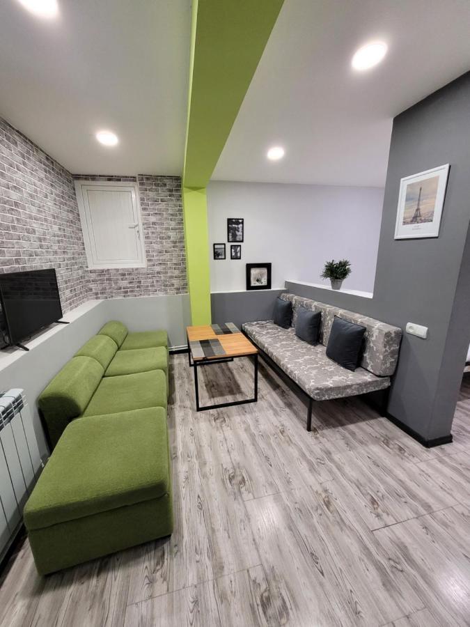 Дом 33 Возле Клиники Астхик Villa Yerevan Bagian luar foto